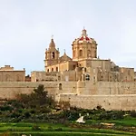 Luxury With Valletta And Harbour Views Lejlighed