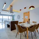 Luxury With Valletta And Harbour Views *