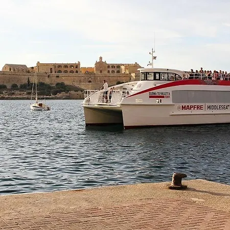 Luxury With Valletta And Harbour Views *