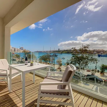 Апартаменты Luxury With Valletta And Harbour Views