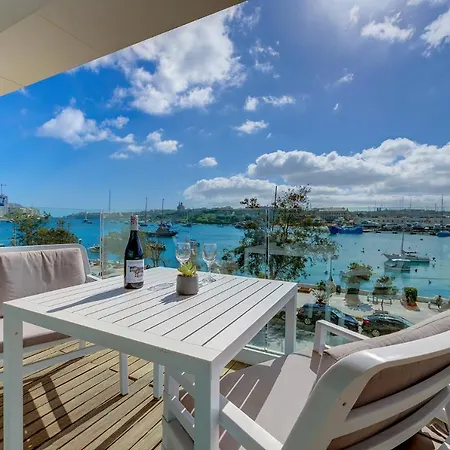 Apartment Luxury With Valletta And Harbour Views