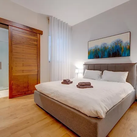 Luxury With Valletta And Harbour Views *