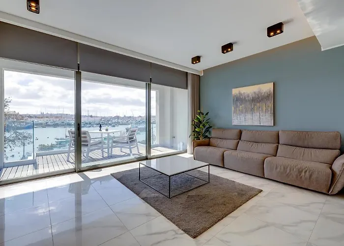 Luxury With Valletta And Harbour Views *