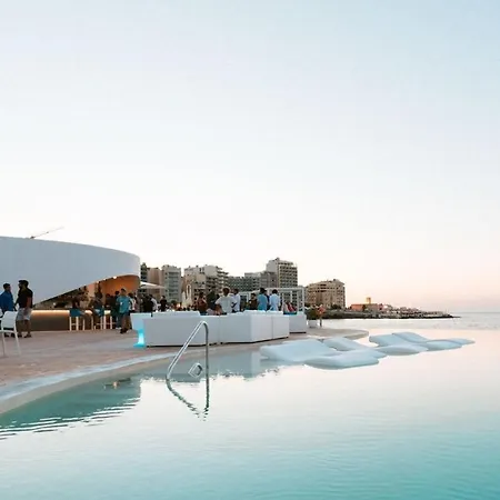 Luxury With Valletta And Harbour Views *