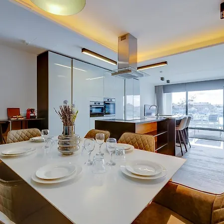 Apartment Luxury With Valletta And Harbour Views Sliema