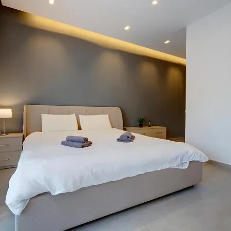 Apartment Luxury With Valletta And Harbour Views